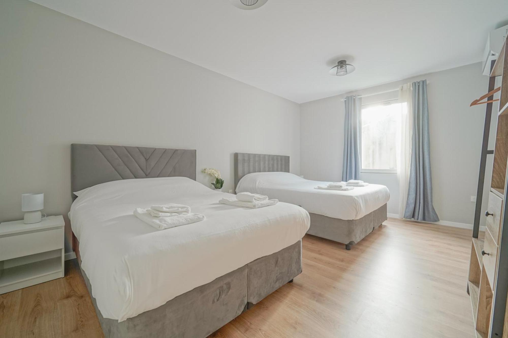 Trianon Saint Ouen Hotel Kültér fotó