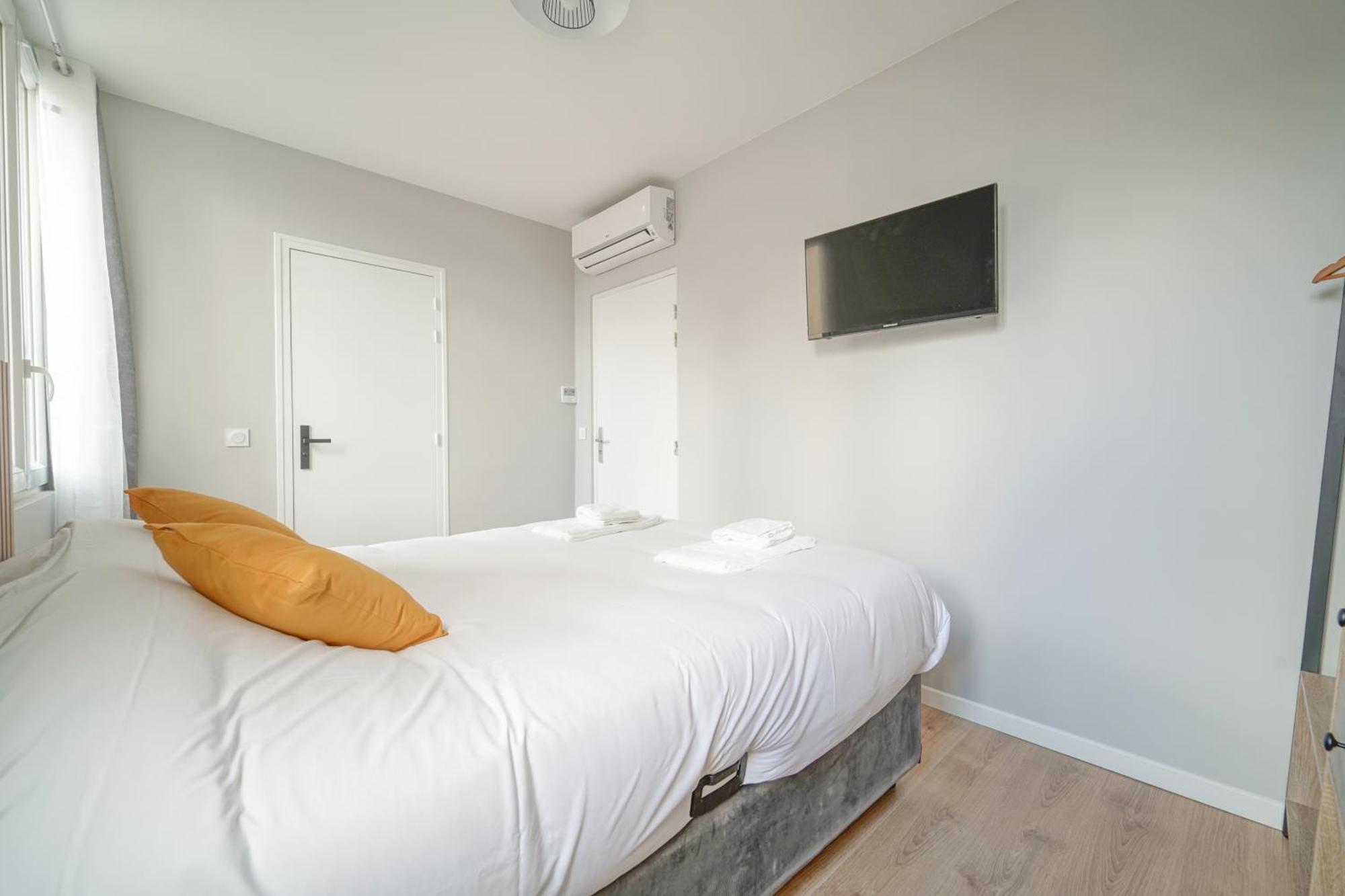 Trianon Saint Ouen Hotel Kültér fotó